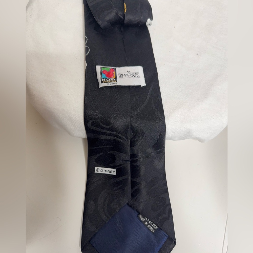 Disney Mickey Unlimited 100% polyester Tie by Balancine Inc, The Tie Works. (A) - Picture 2 of 6